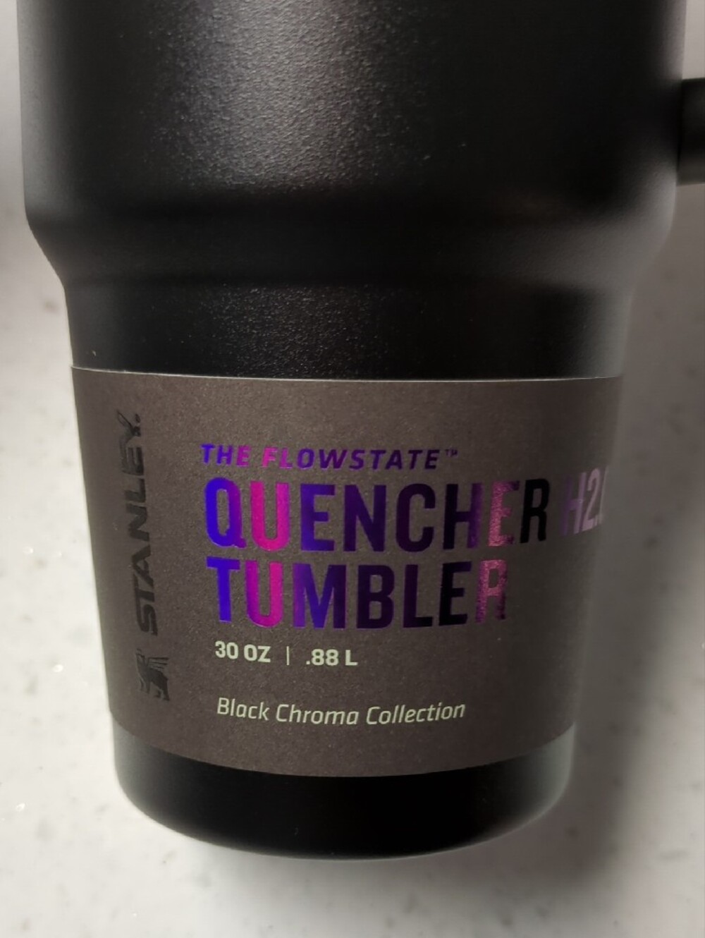 Limited Stanley Black Chroma 30 Oz Travel Tumbler with Iridescent Purple-Blue - Picture 5 of 12